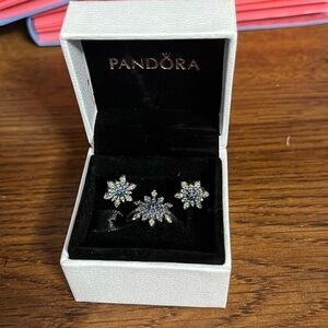 Pandora snowflake ring and earrings sets